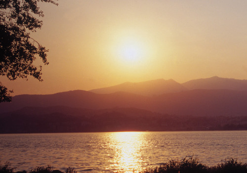 lake lugano cottages