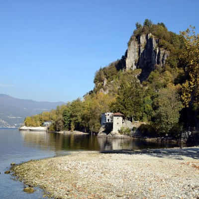 lake maggiore cottages, Castelveccana