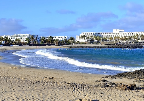 holiday cottages in costa teguise