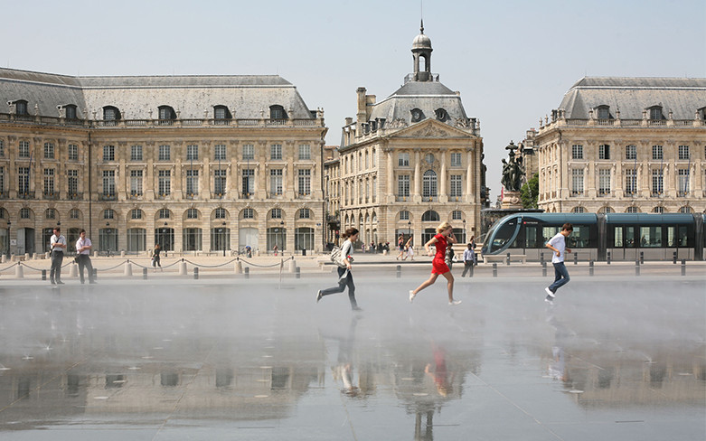 Bordeaux city breaks accommodation - holiday rentals