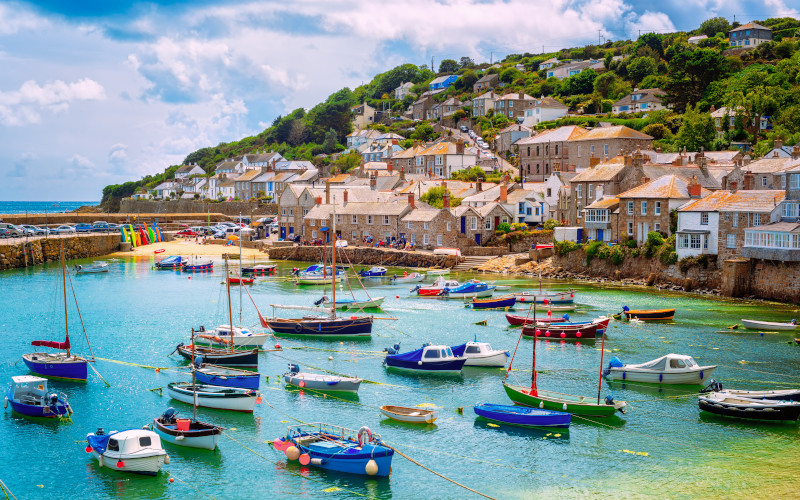 mousehole harbour cornwall